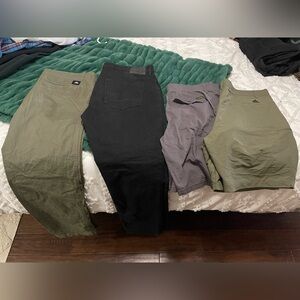 4 pair of pants/shorts 38 waist